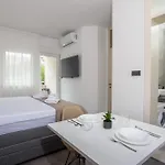 Ocrux Apartment