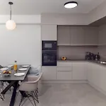 Ocrux Apartment