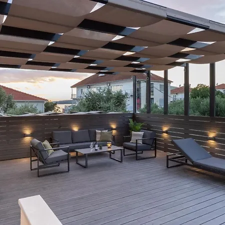 Ocrux * تروغير