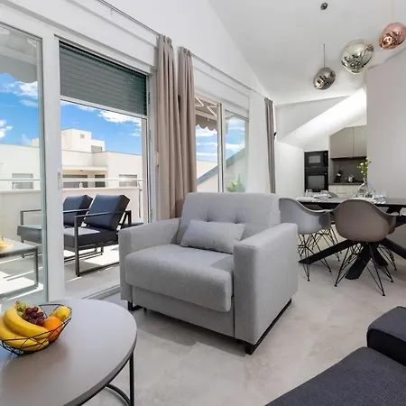 Apartamento Ocrux Trogir